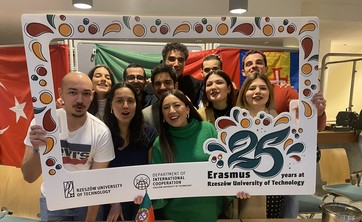 Erasmus Cafe rozpoczęło obchody 25-lecia Programu Erasmus na PRz