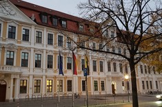 Zamek i plac zamkowy