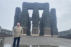 Pomnik „Kroniki Gruzji”, 