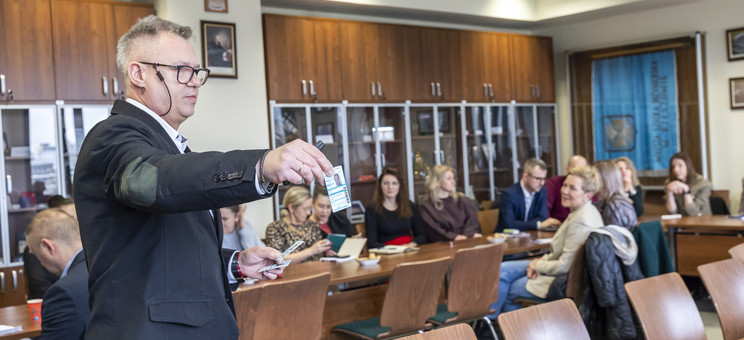 Prezentacja dokumentu, mgr D. Broda, pracownik Bieszczadzkiego Oddziału Straży Granicznej